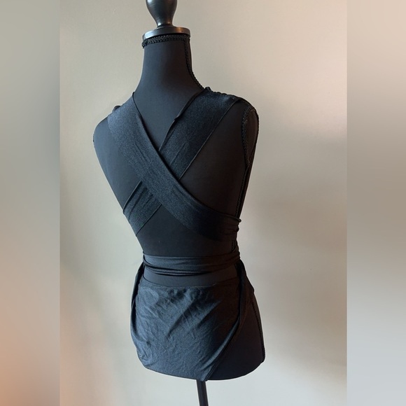 NWOT Women’s Versatile Fashion Nova Swimsuit - Picture 3 of 6